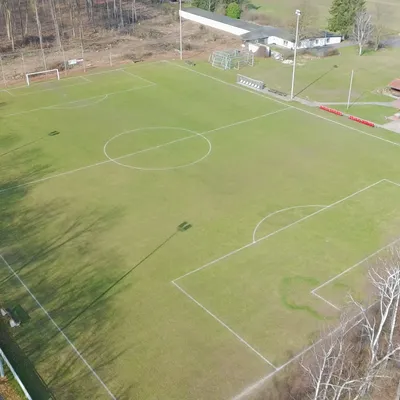 Bild vergr&ouml;&szlig;ern: Sportplatz Nettlingen