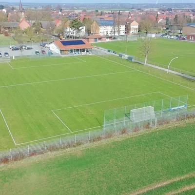Bild vergr&ouml;&szlig;ern: Sportplatz Söhlde