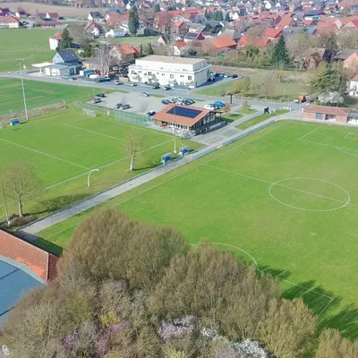 Bild vergr&ouml;&szlig;ern: Sportplatz Söhlde